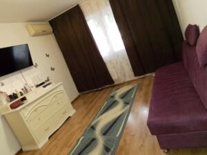 3 camere, Dacia
